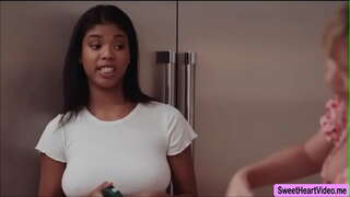 ˅� Nia Nacci watch Dana 디어몬드 핥는 그녀의 젖은 보