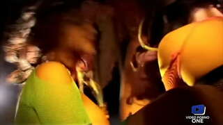 Îmi place când tipul care o pun este atașat