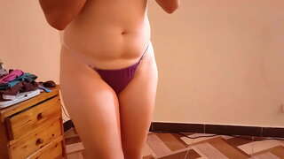 Распутная мачеха трахает мине һәм сосет минем әгъзасы, мин кайтып киләм белән уку көне буе