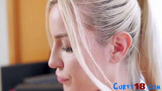 Sani uriasi Tineri Fututi De BBC