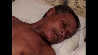 Старец добивање на некои масти пичка