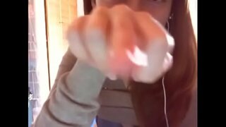 Bạn đã sẵn sàng để có được thống trị và ngược đãi tôi? Hãy đến gặp tôi, tôi không thể chờ đợi